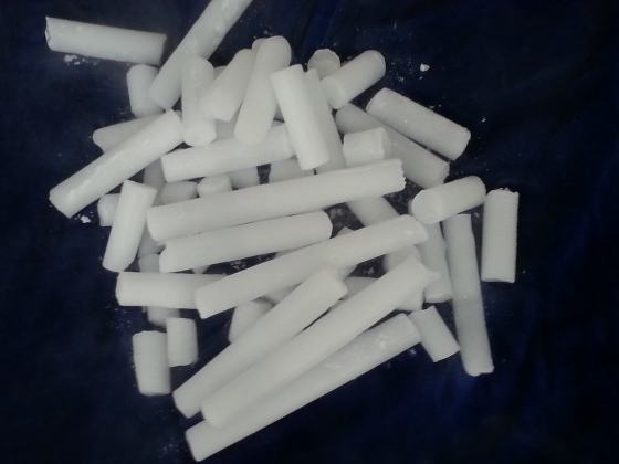 冰巖實業(yè)帶你分析一下干冰清洗的三大原理